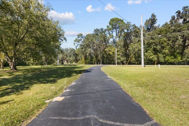 2104 SE COUNTY ROAD 252, Lake City, FL 32025