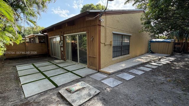 7456 NW 33rd Street 0, Lauderhill, FL 33319