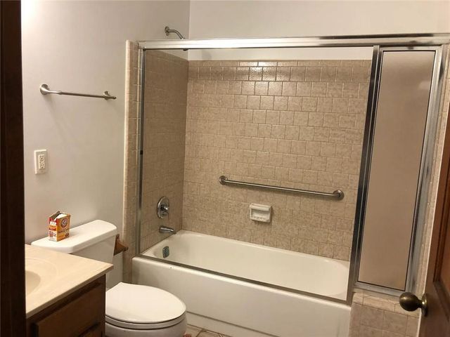 7090 Williamsburg Drive, Riverdale, GA 30274