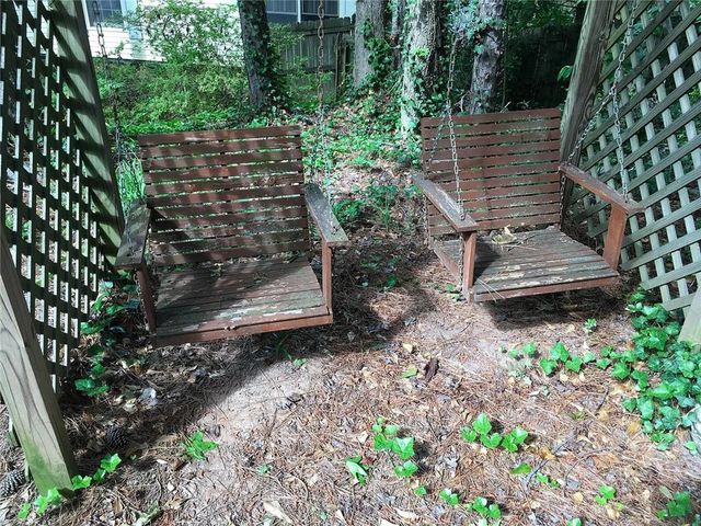 7090 Williamsburg Drive, Riverdale, GA 30274