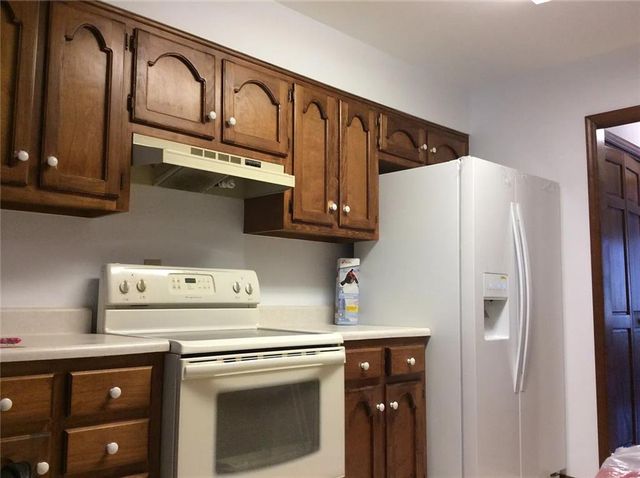 7090 Williamsburg Drive, Riverdale, GA 30274