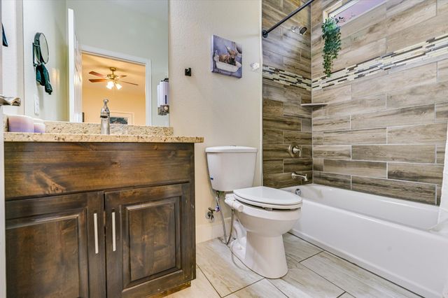 8400 Taylorsville RD, Dale, TX 78616