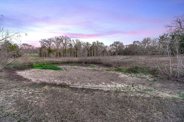 8400 Taylorsville RD, Dale, TX 78616