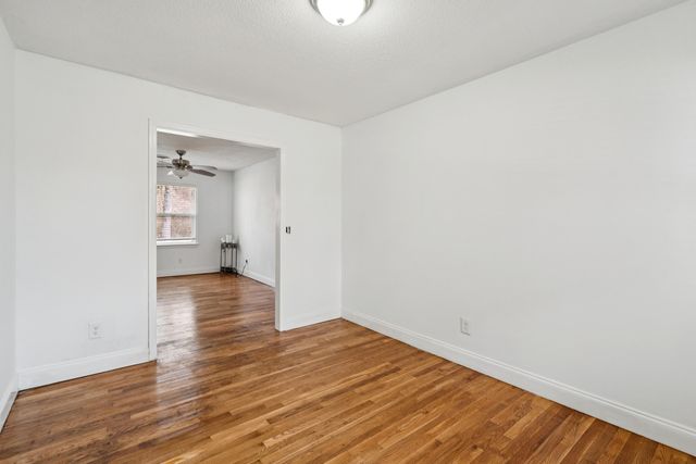 5070 Sc 165, Hollywood, SC 29449