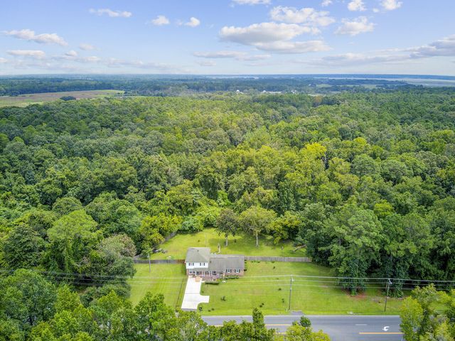 5070 Sc 165, Hollywood, SC 29449