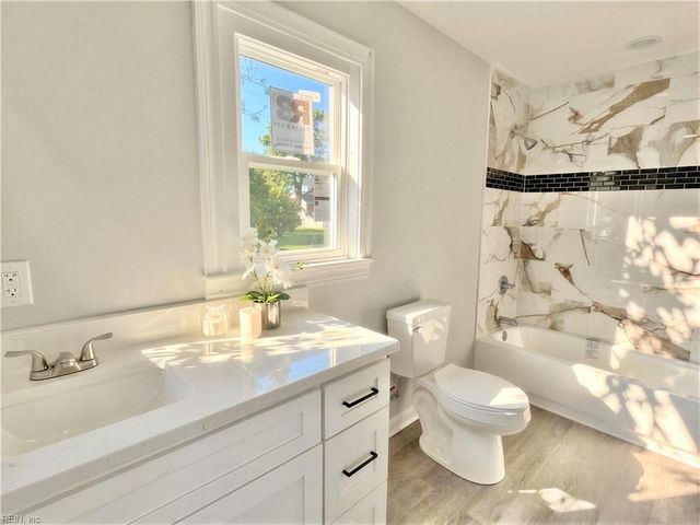 102 Foxcroft RD, Suffolk, VA 23435