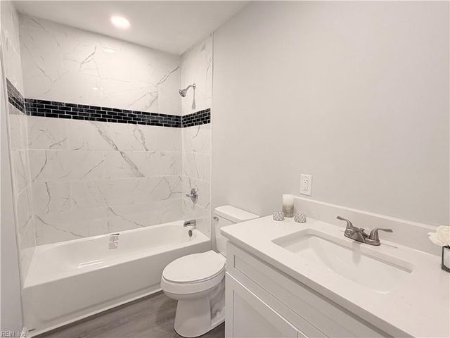 102 Foxcroft RD, Suffolk, VA 23435