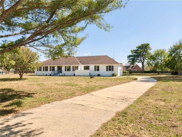 102 Foxcroft RD, Suffolk, VA 23435