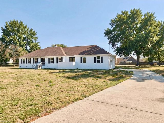 102 Foxcroft RD, Suffolk, VA 23435