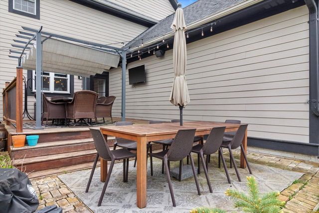 1821 N Vel R Phillips AVENUE, Milwaukee, WI 53212