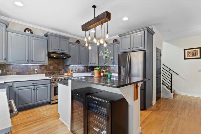 1821 N Vel R Phillips AVENUE, Milwaukee, WI 53212