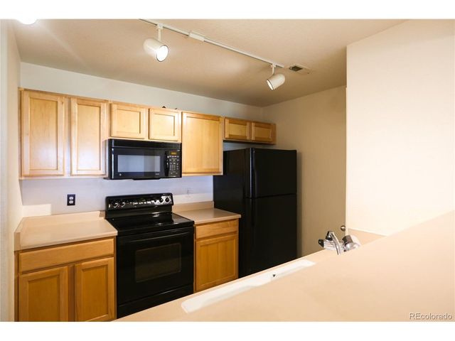 5255 Memphis St 921, Denver, CO 80239