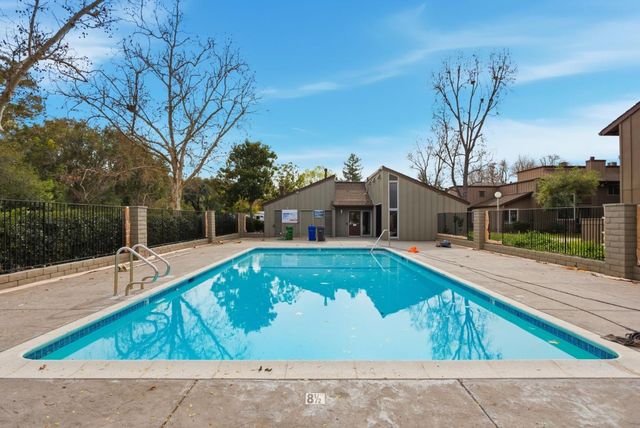 104 Walnut Hill Court, Los Gatos, CA 95032