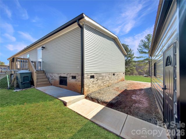 264 Fairchase Circle, Stony Point, NC 28678