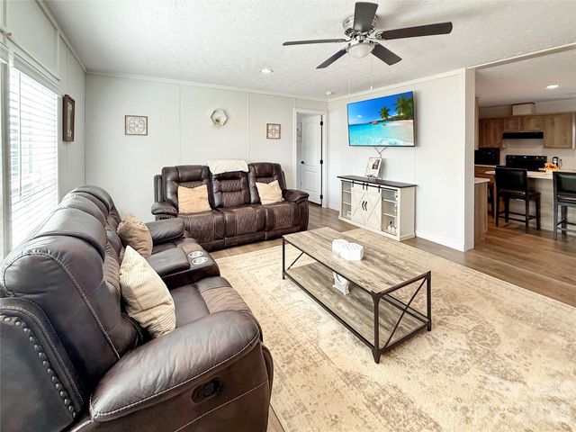 264 Fairchase Circle, Stony Point, NC 28678