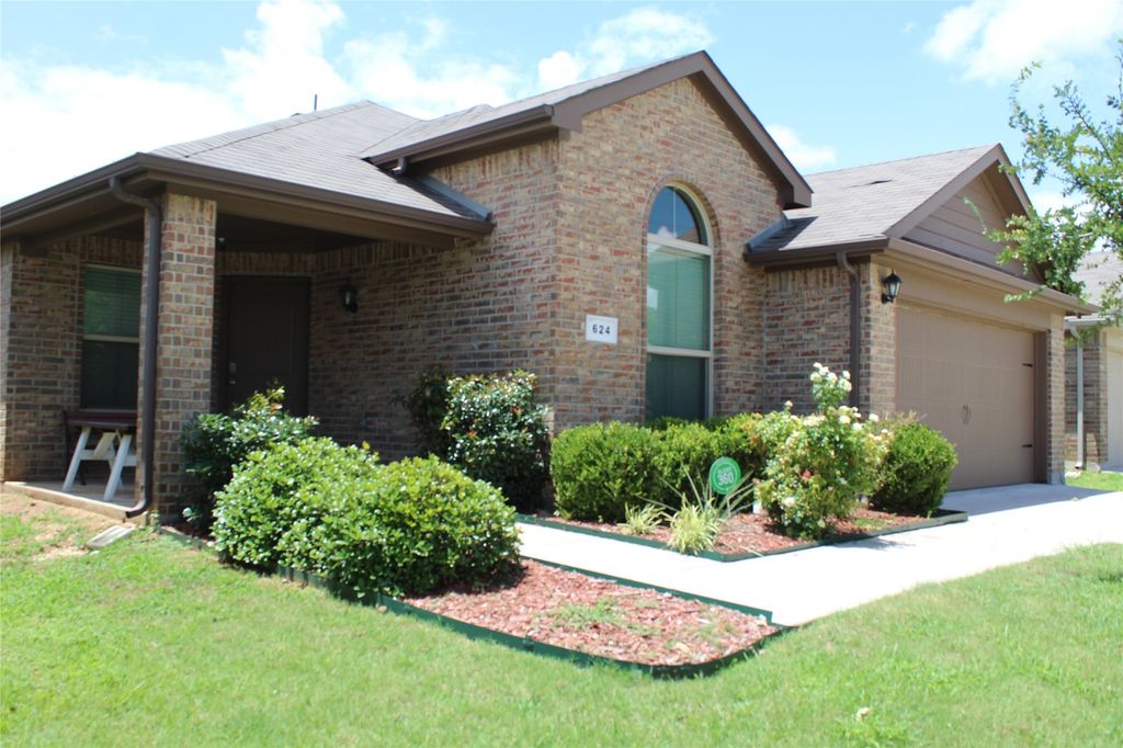 624 Yarborough Street, Crowley, TX 76036