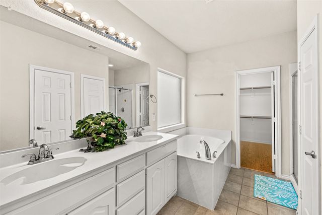 2208 Priscella Drive, Fort Worth, TX 76131