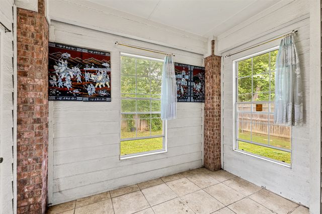 2208 Priscella Drive, Fort Worth, TX 76131