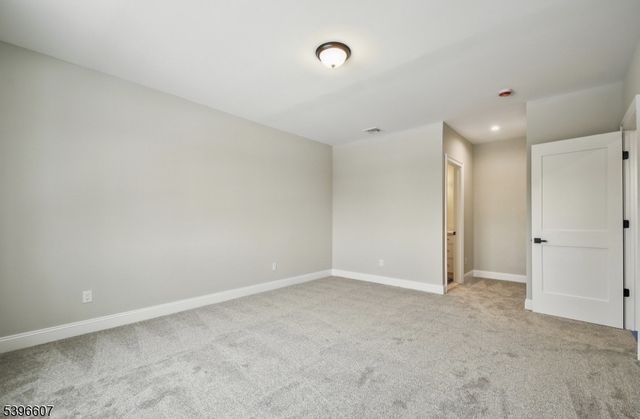 3 Bristol Ridge Rd, Boonton Twp., NJ 07005