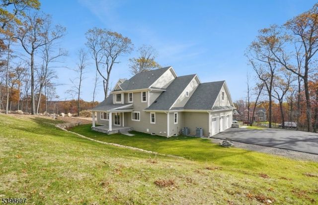 3 Bristol Ridge Rd, Boonton Twp., NJ 07005