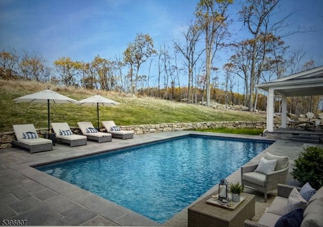 3 Bristol Ridge Rd, Boonton Twp., NJ 07005