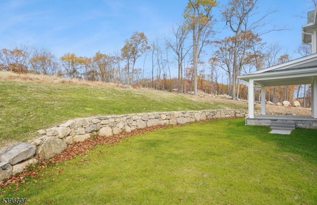 3 Bristol Ridge Rd, Boonton Twp., NJ 07005