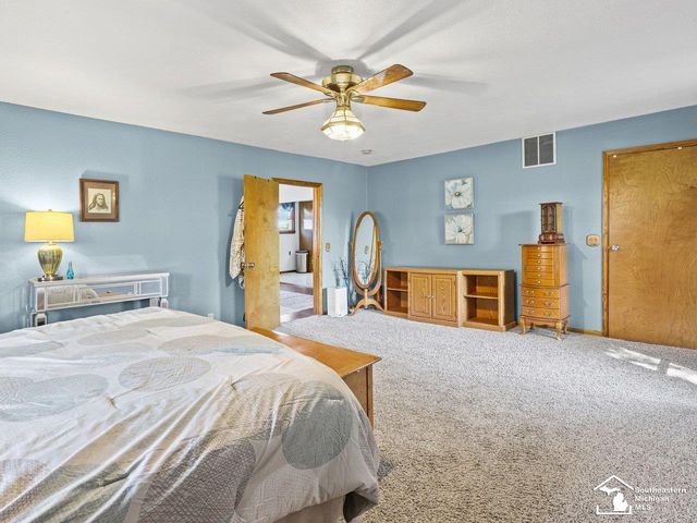 978 Streetman Street, Erie Twp, MI 48133