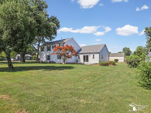 978 Streetman Street, Erie Twp, MI 48133