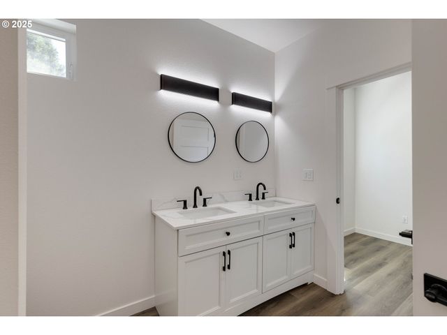 4801 Se Ina Ave, Milwaukie, OR 97267