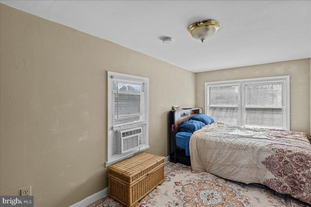 42 SPRUCE ST, Cherry Hill, NJ 08002