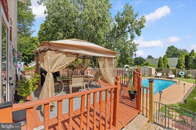 42 SPRUCE ST, Cherry Hill, NJ 08002