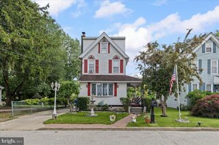 42 SPRUCE ST, Cherry Hill, NJ 08002