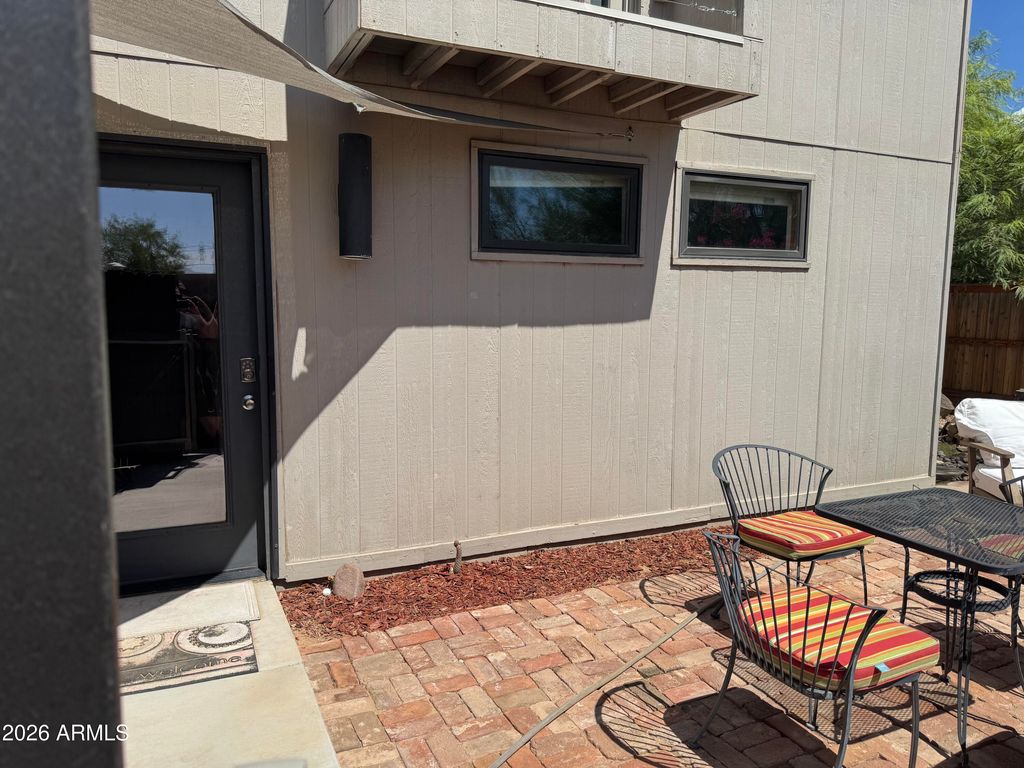 4002 W SAN JUAN Avenue, Phoenix, AZ 85019 — photo 3