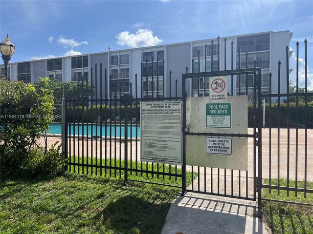 8730 N Sherman Cir 302, Miramar, FL 33025