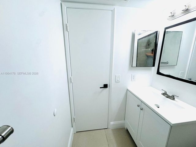 8730 N Sherman Cir 302, Miramar, FL 33025