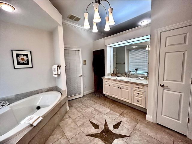 9110 DEER COURT, Venice, FL 34293