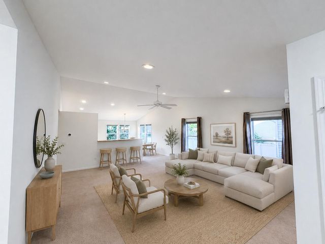 1108 Gardner Pond Lane, Vicksburg, MI 49097