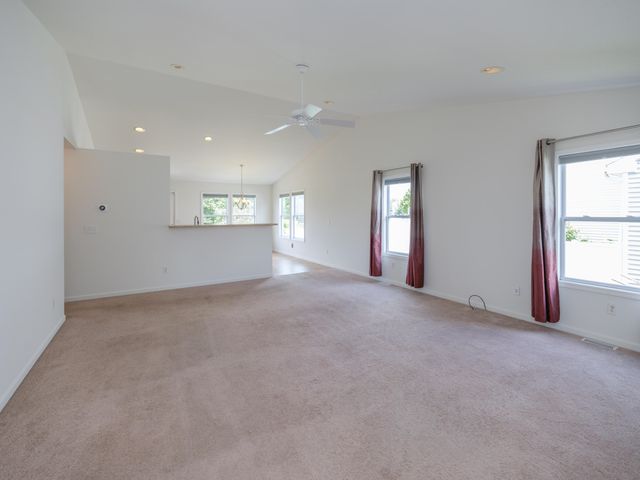 1108 Gardner Pond Lane, Vicksburg, MI 49097