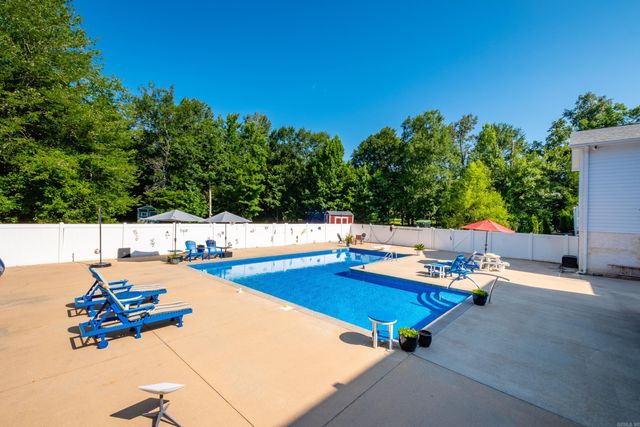 4415 Stone Creek Cove, Little Rock, AR 72210