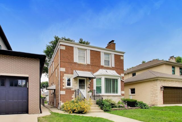 2908 W Birchwood Avenue, Chicago, IL 60645