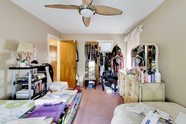 2908 W Birchwood Avenue, Chicago, IL 60645