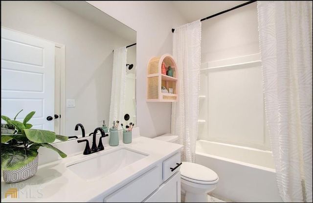4673 Cypress Landing Way, Gainesville, GA 30304