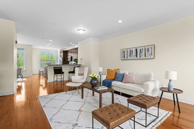 57 Townsend Blvd 57, Westborough, MA 01581