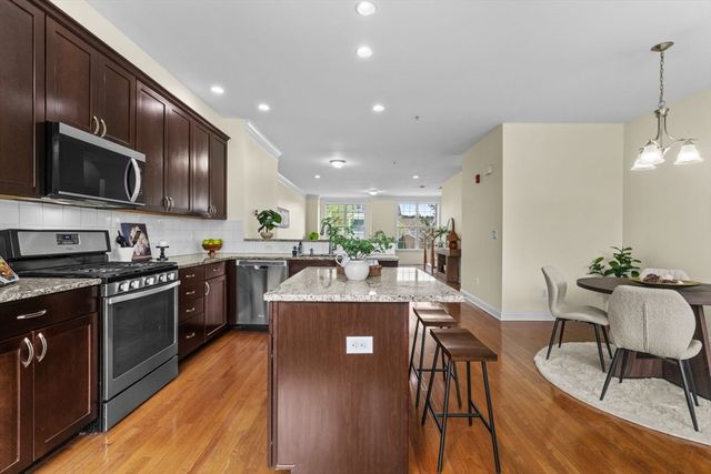 57 Townsend Blvd 57, Westborough, MA 01581