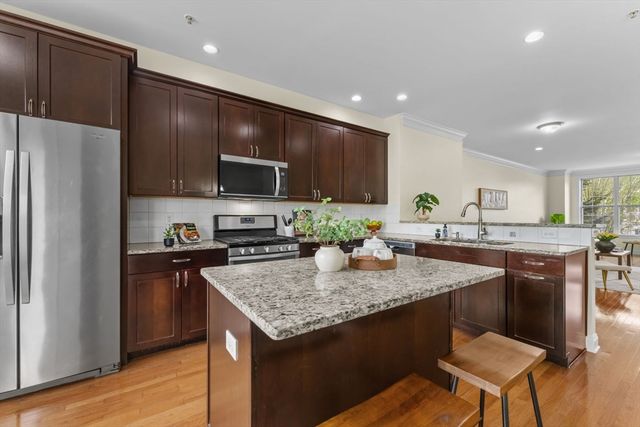 57 Townsend Blvd 57, Westborough, MA 01581