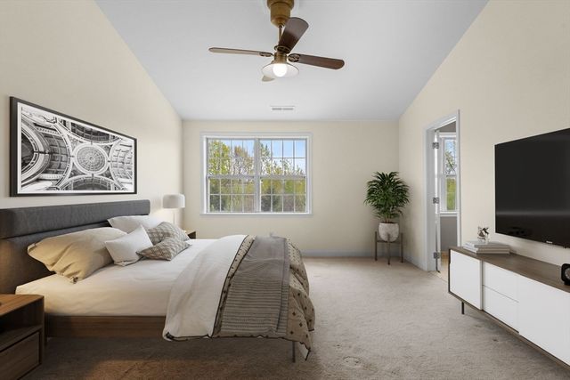 57 Townsend Blvd 57, Westborough, MA 01581
