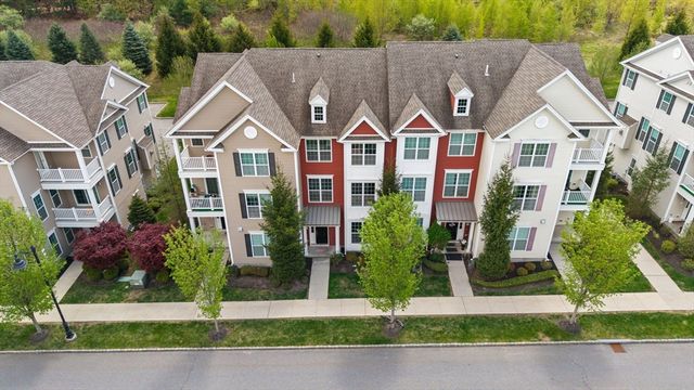 57 Townsend Blvd 57, Westborough, MA 01581