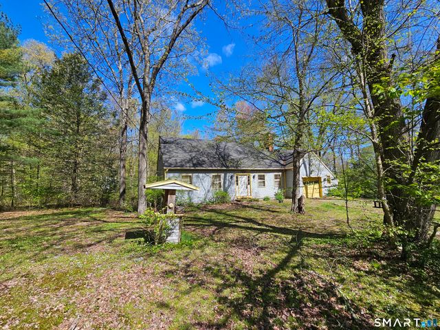 98 Hogs Back Road, Oxford, CT 06478