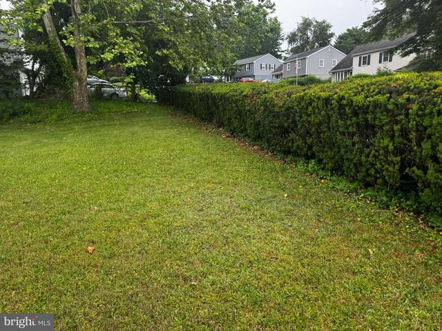 151 BROWNLIE RD, King Of Prussia, PA 19406