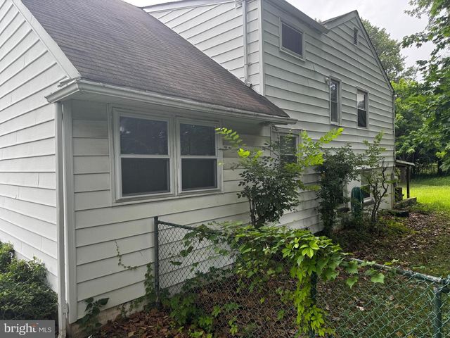 151 BROWNLIE RD, King Of Prussia, PA 19406